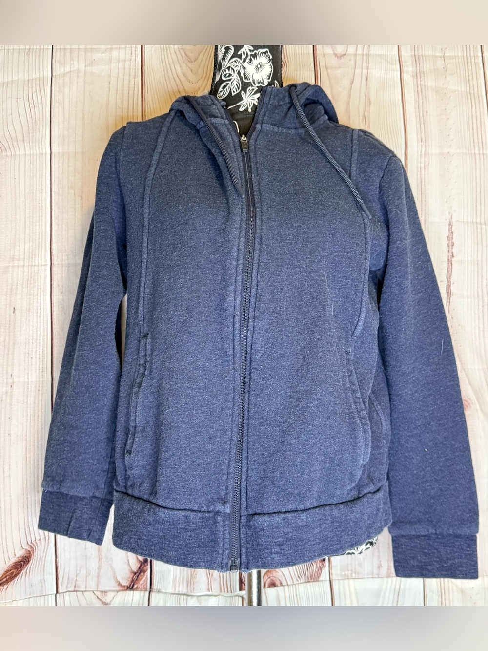 FIGS Scrubs Women's Essential Zip Hoodie Fleece Jacket Blue Size Medium Sweater